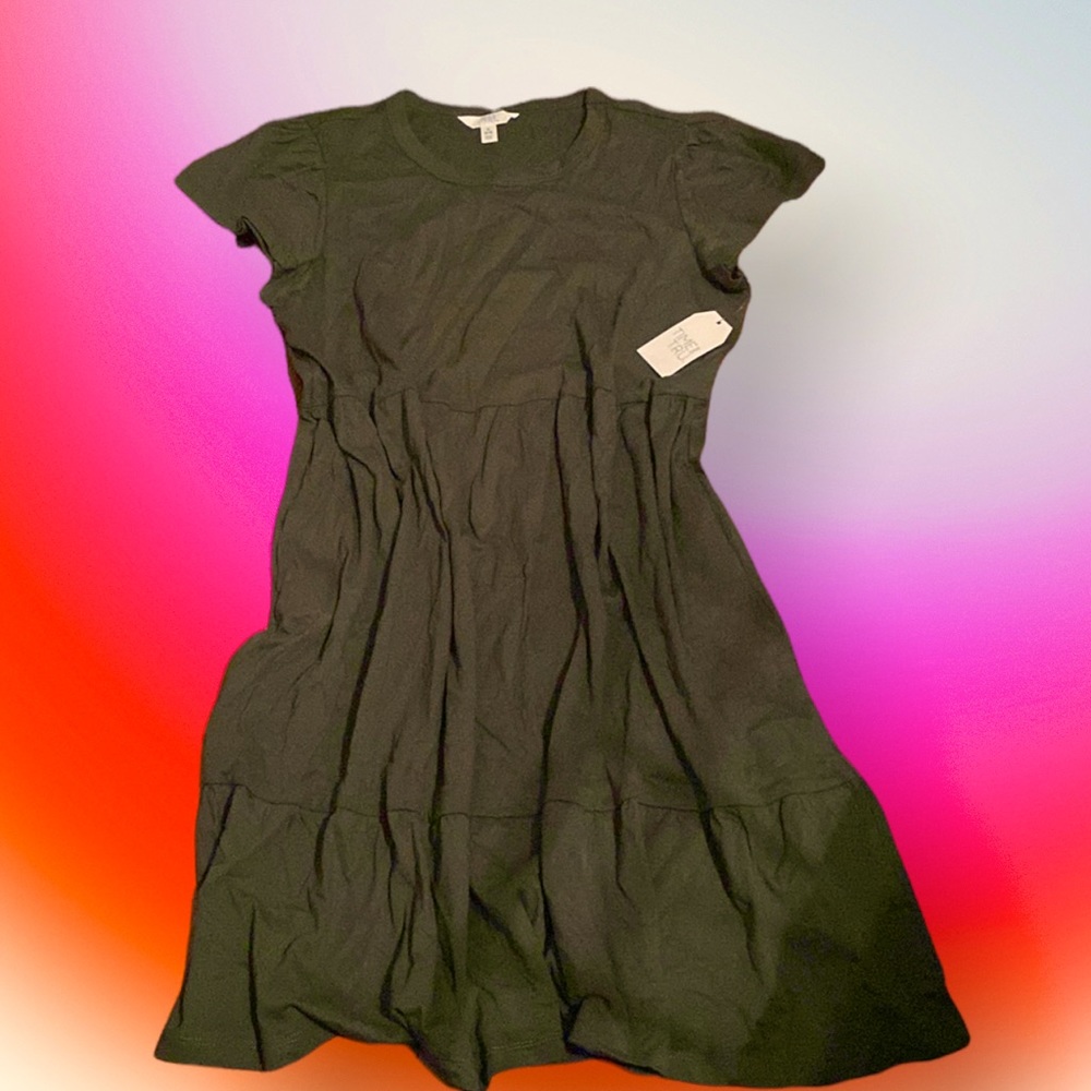 Nwt dress flowy!